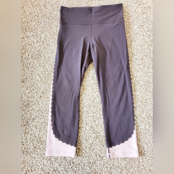 Athleta Crop Tights - Picture 2 of 5